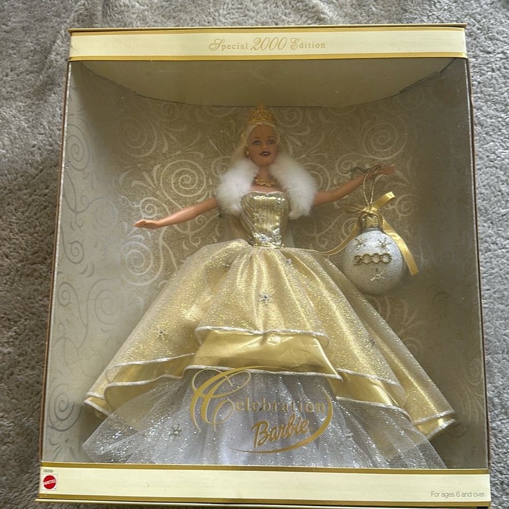 Hallmark Special Edition 2000 Barbie